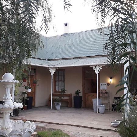 Calvinia Guesthouse Exterior photo
